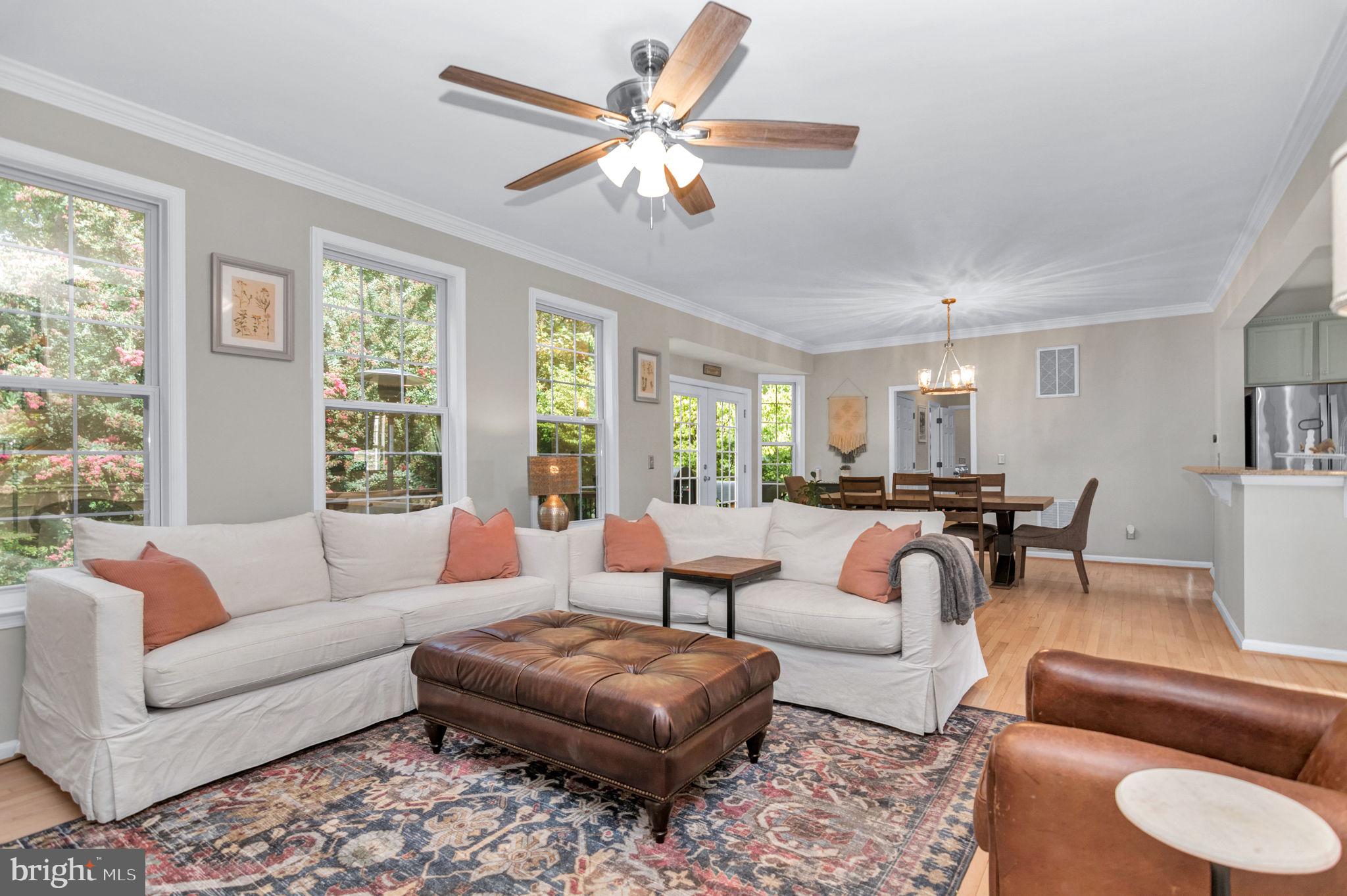 12 PIN OAK COURT
