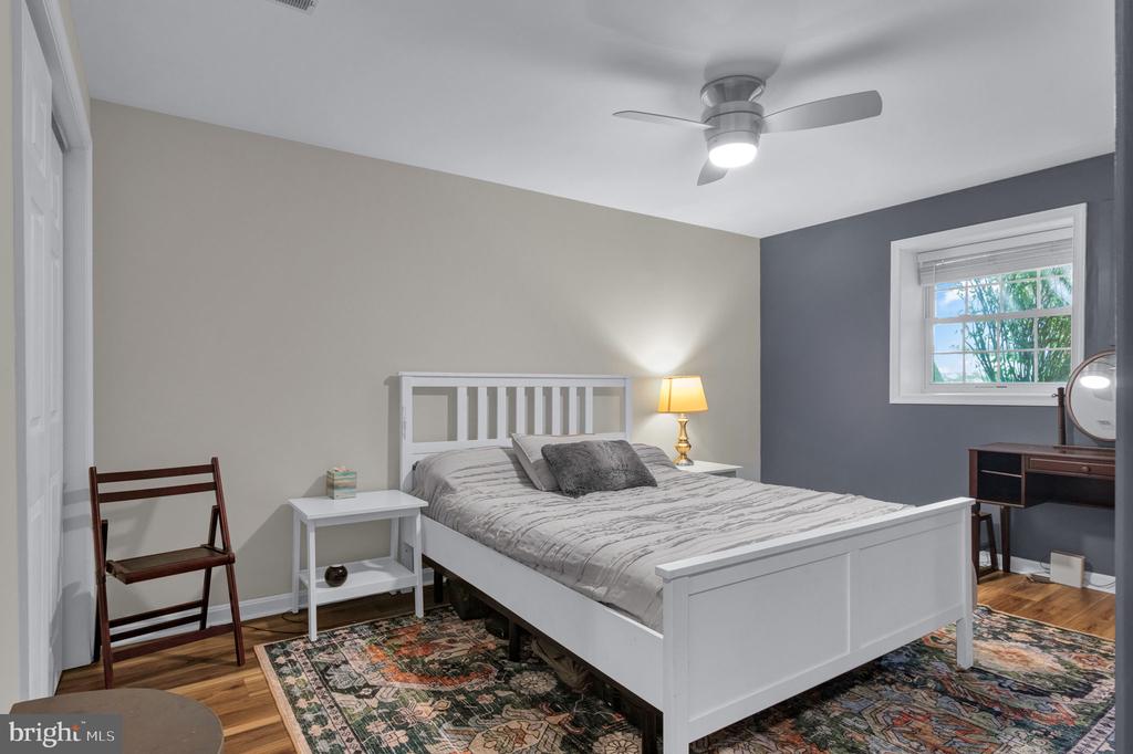 12 PIN OAK COURT