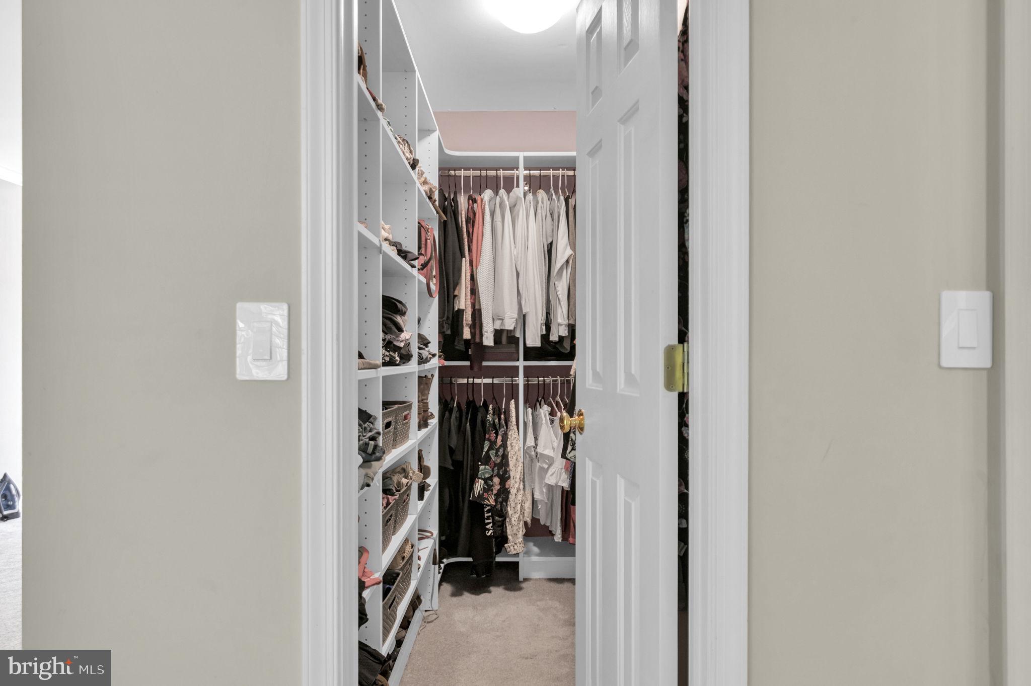 12 PIN OAK COURT