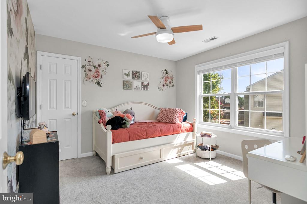 12 PIN OAK COURT