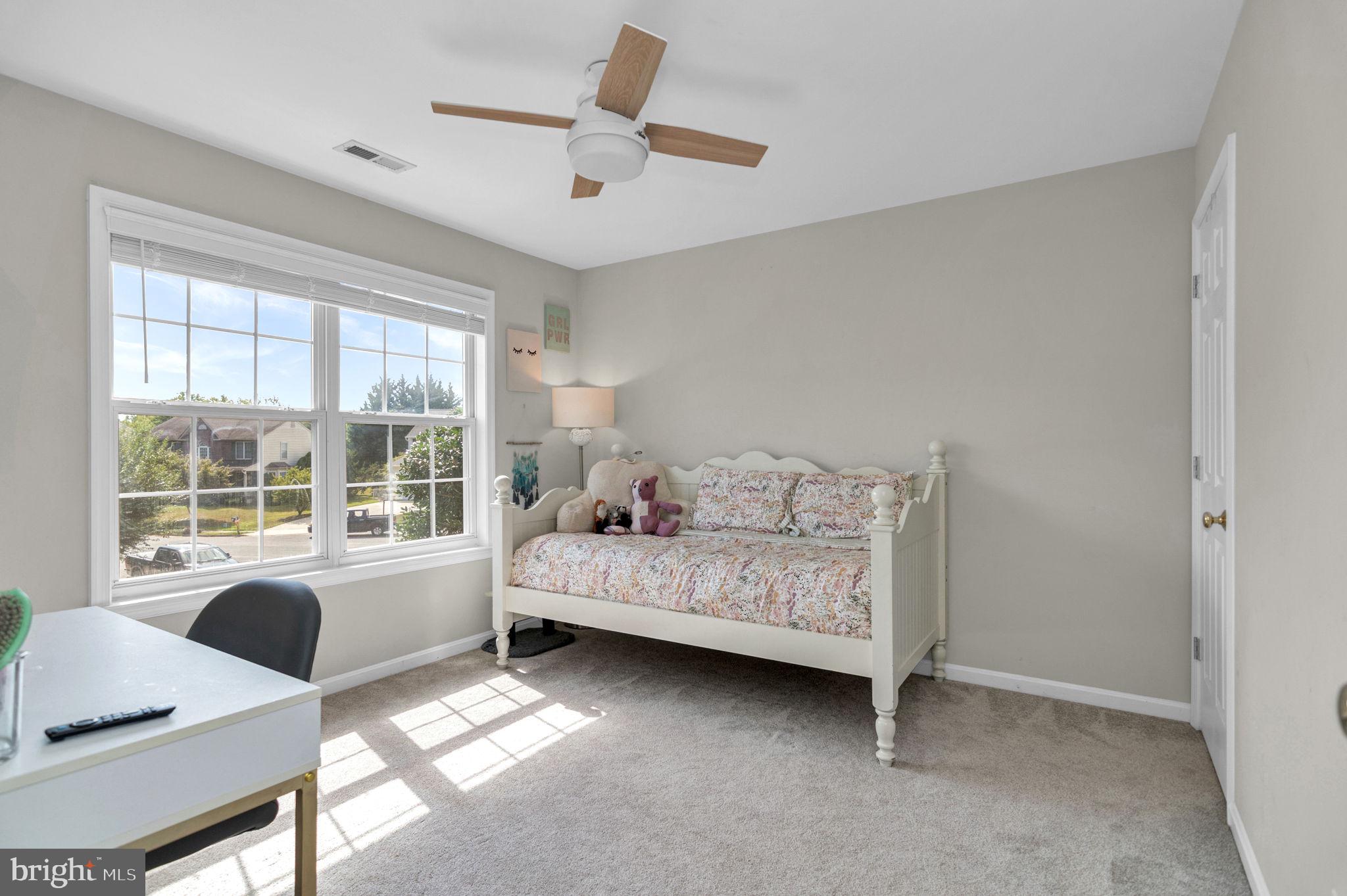 12 PIN OAK COURT