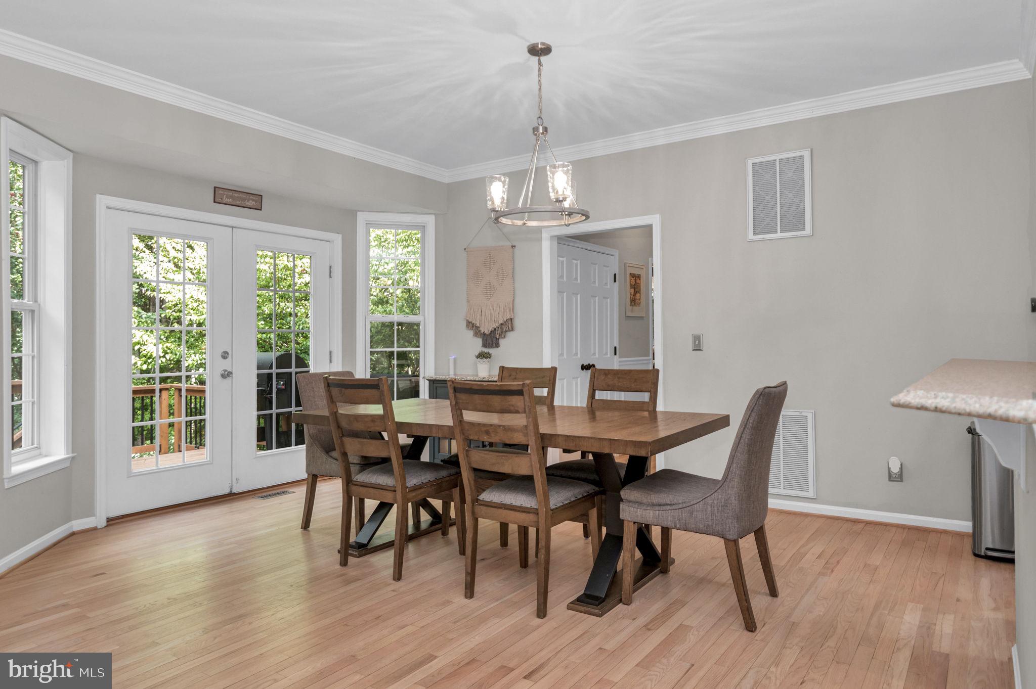 12 PIN OAK COURT