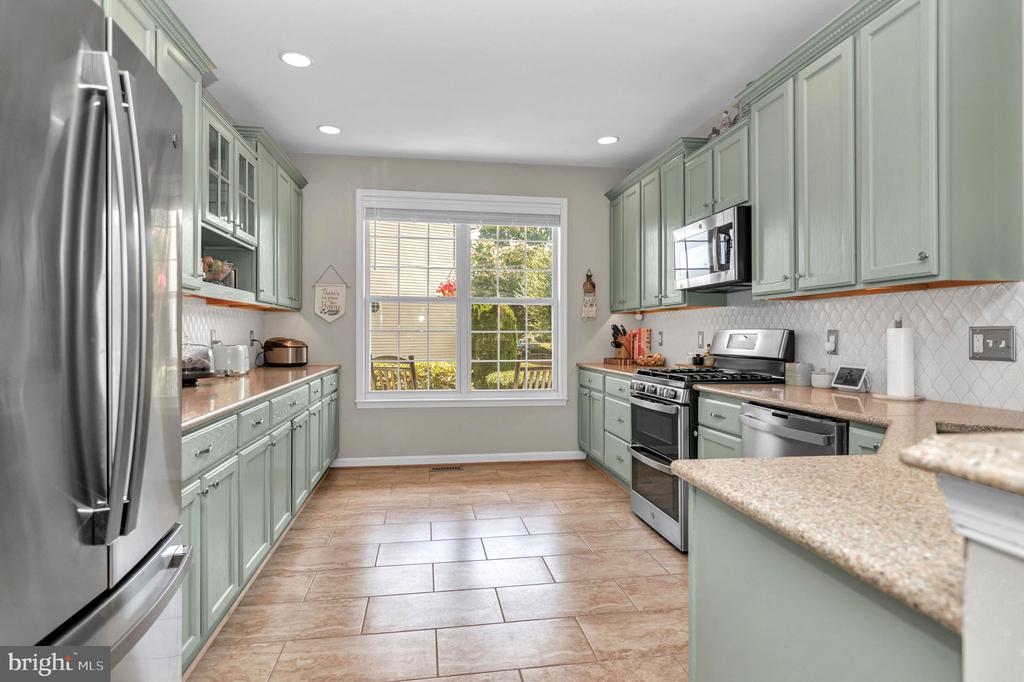 12 PIN OAK COURT
