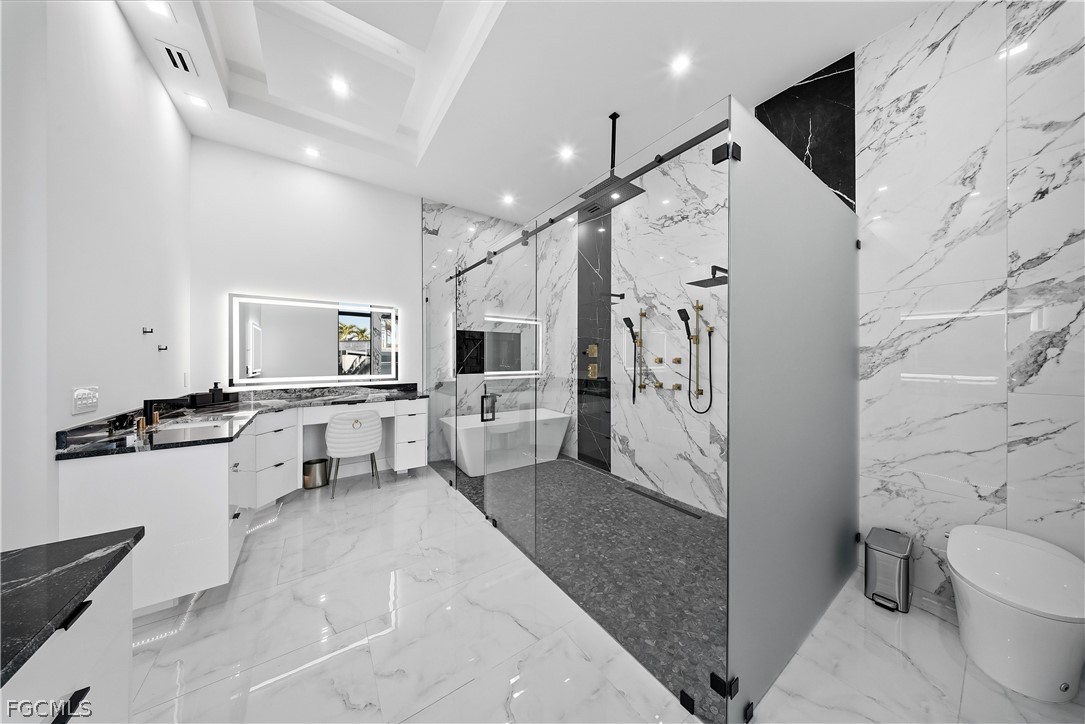 4907 Santa Monica CT