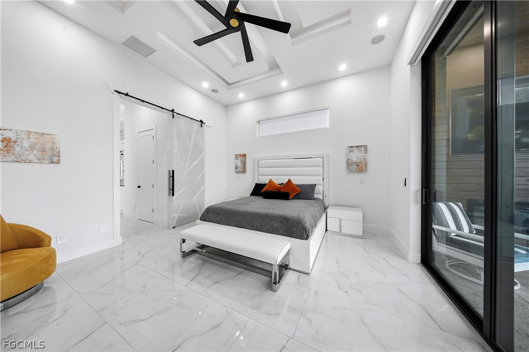 4907 Santa Monica CT