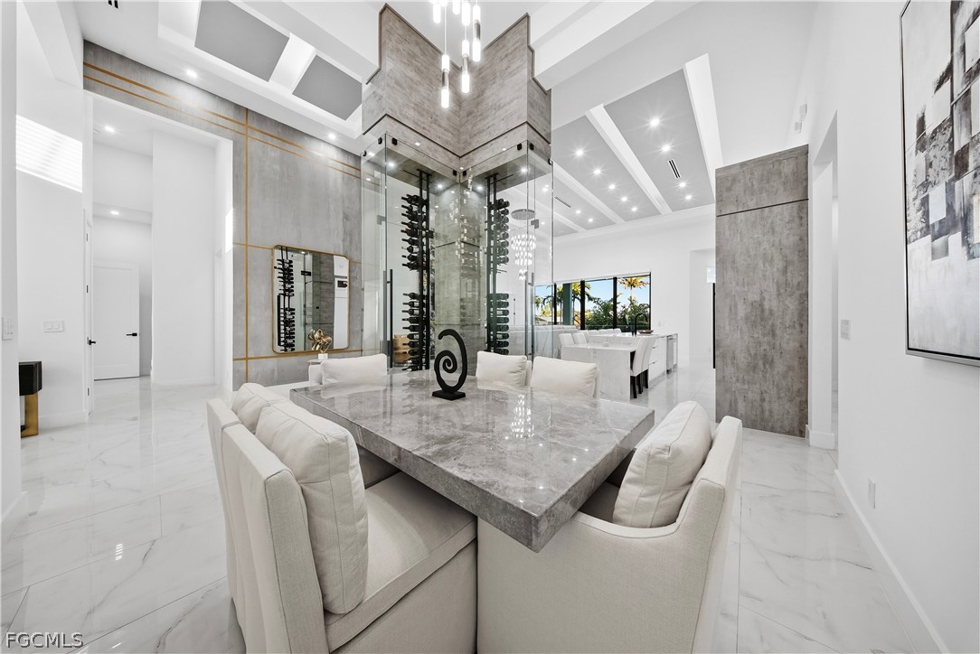 4907 Santa Monica CT