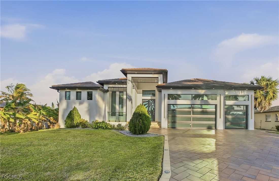 4907 Santa Monica CT