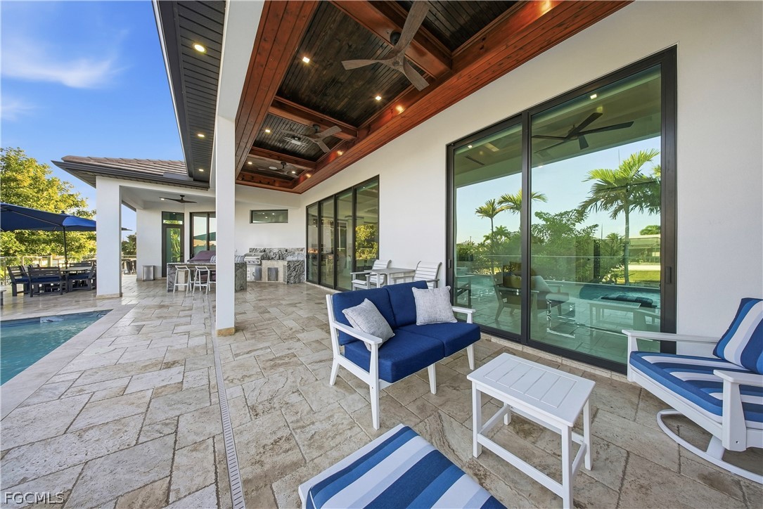 4907 Santa Monica CT