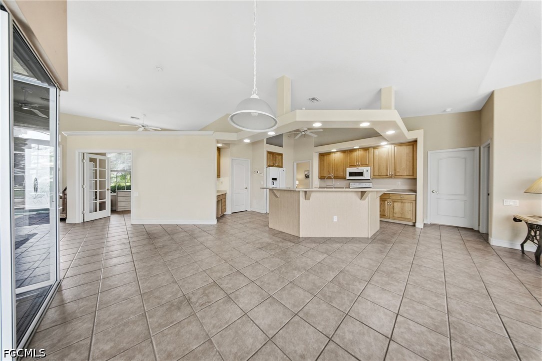 1635 SE 40th ST