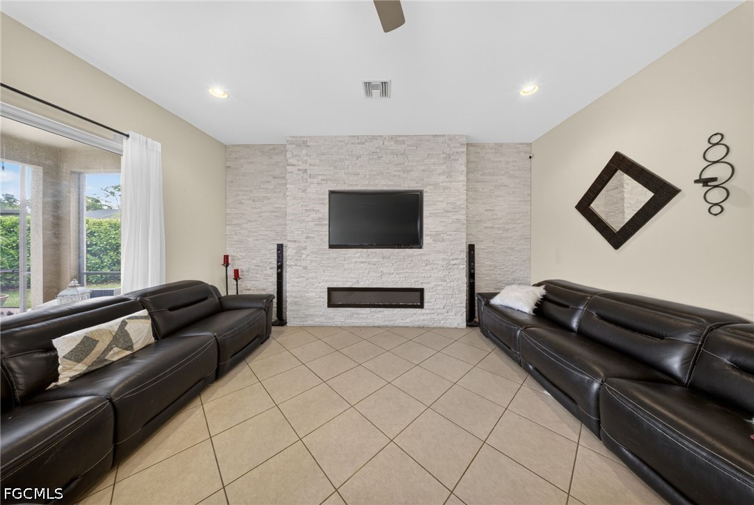 3330 Banyon Hollow LOOP