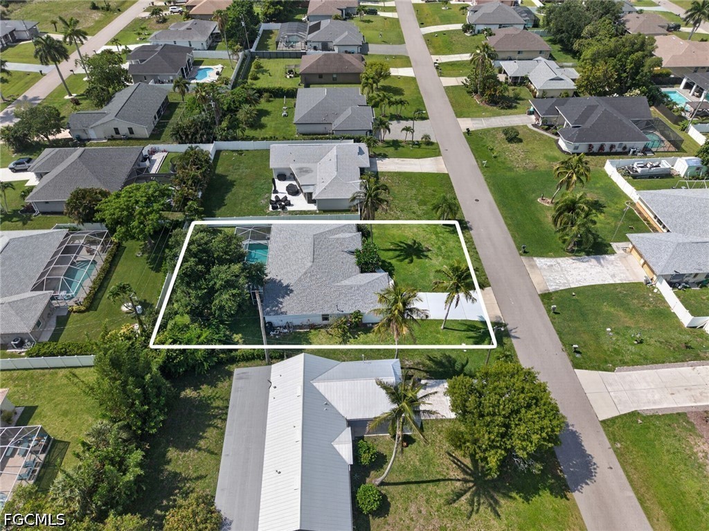 705 SW 9th AVE