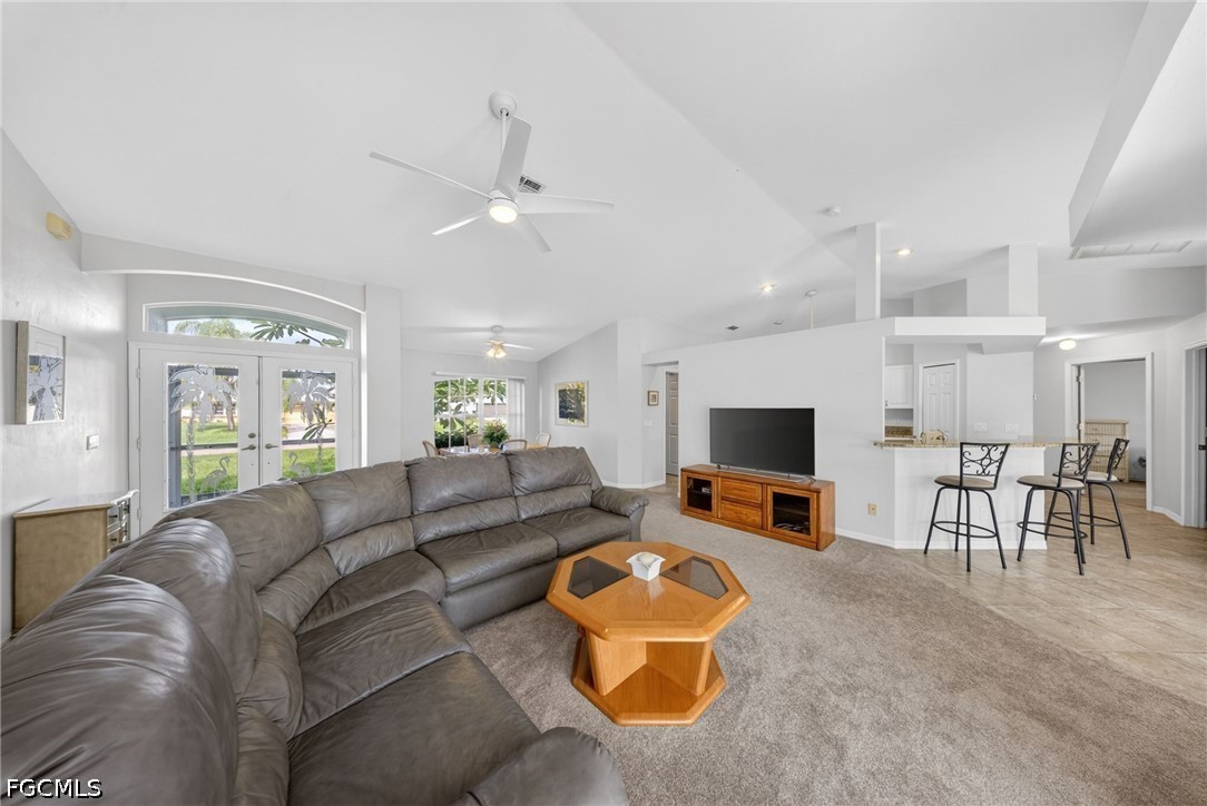 705 SW 9th AVE