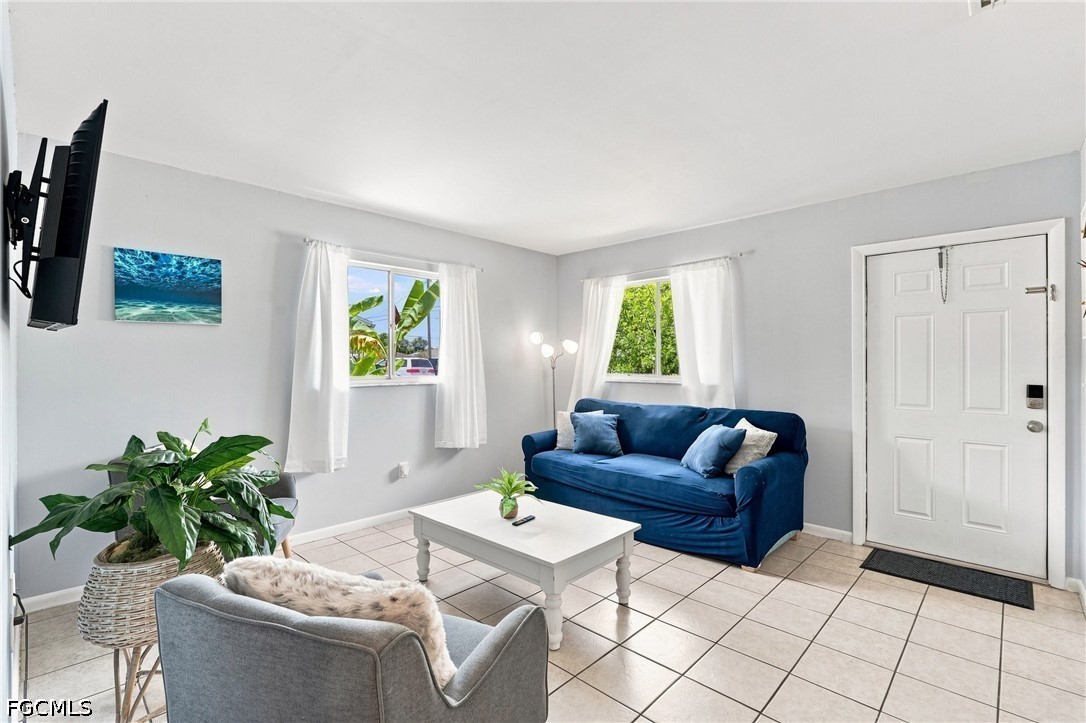 607 SE 24th AVE