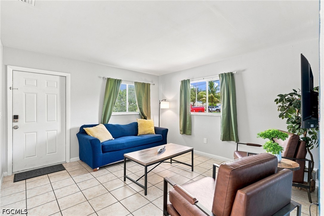 607 SE 24th AVE