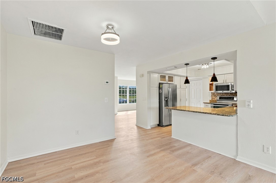 906 SW 7th CT