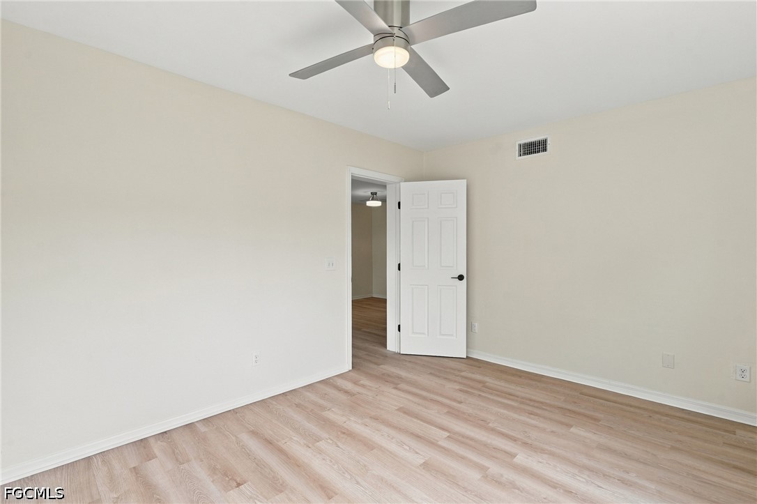 906 SW 7th CT