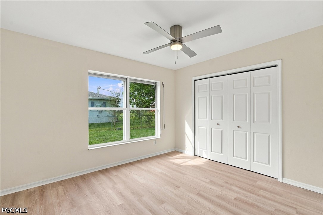 906 SW 7th CT