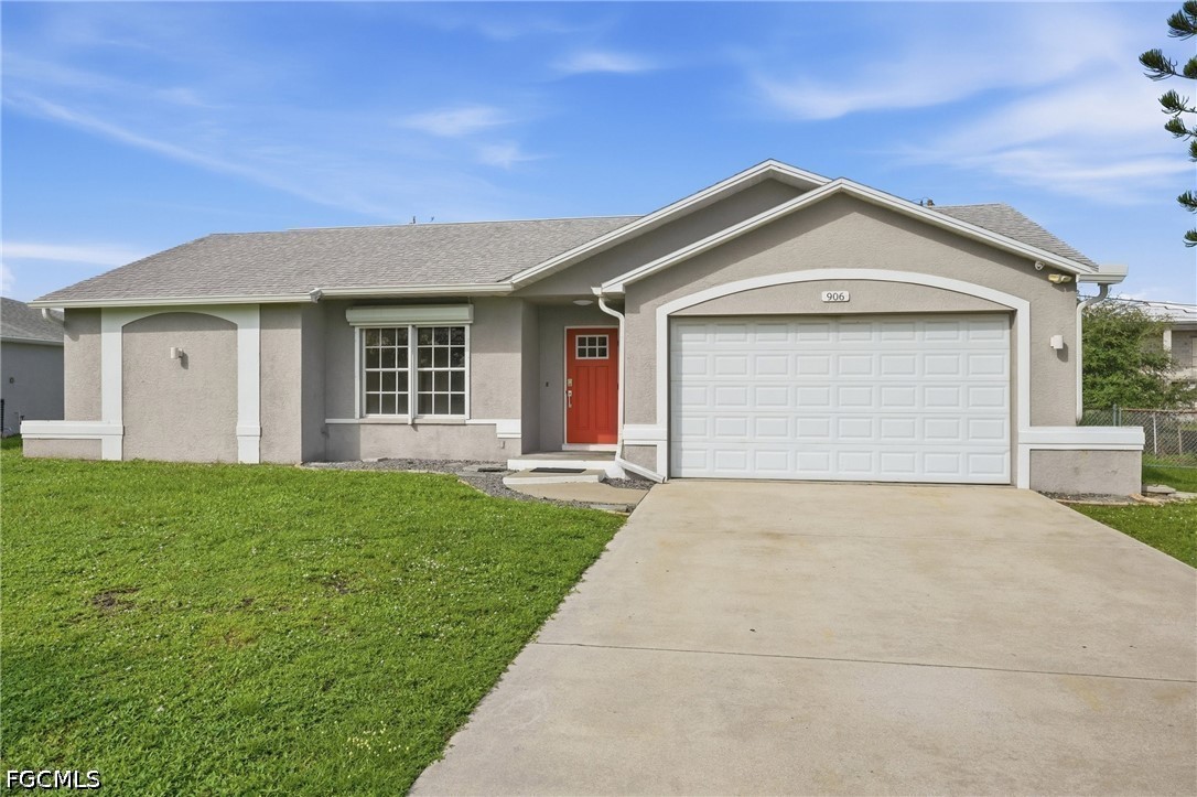 906 SW 7th CT