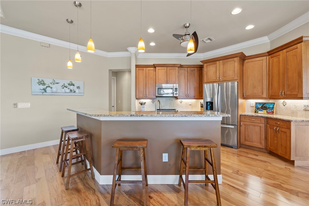 619 SW 22nd TER
