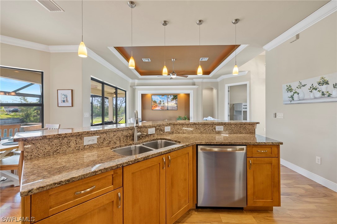 619 SW 22nd TER