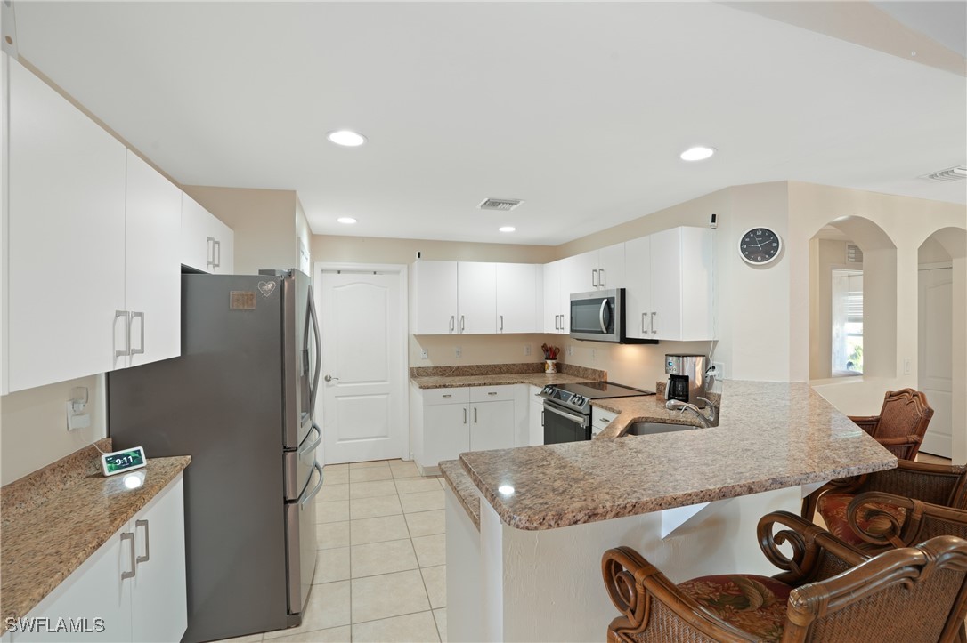 2517 NW 28th ST