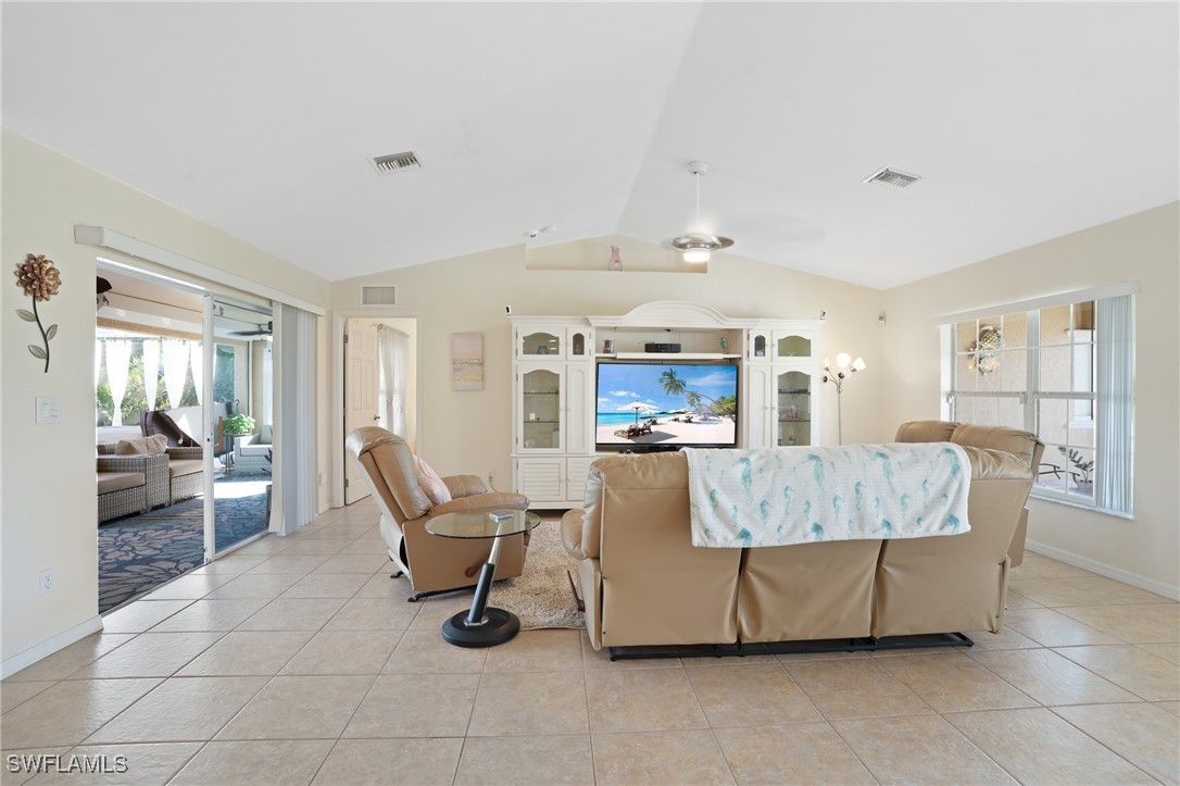 2517 NW 28th ST