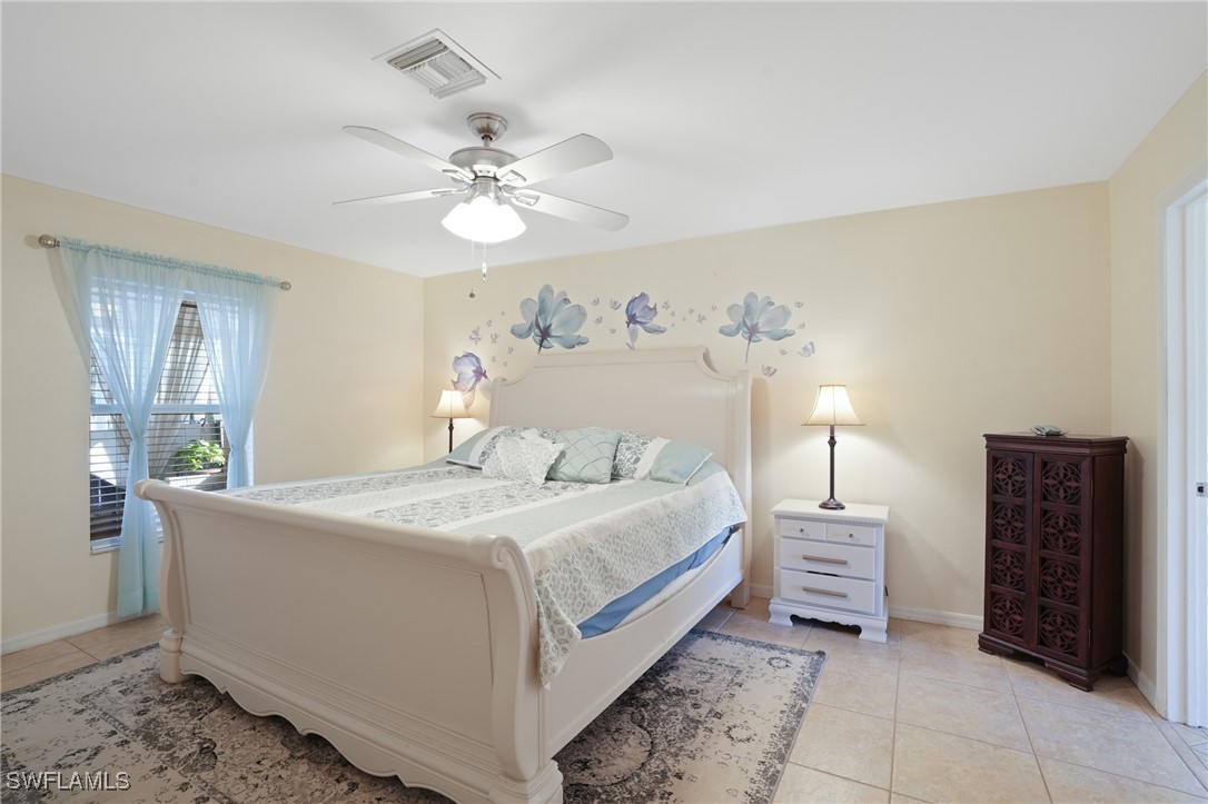 2517 NW 28th ST