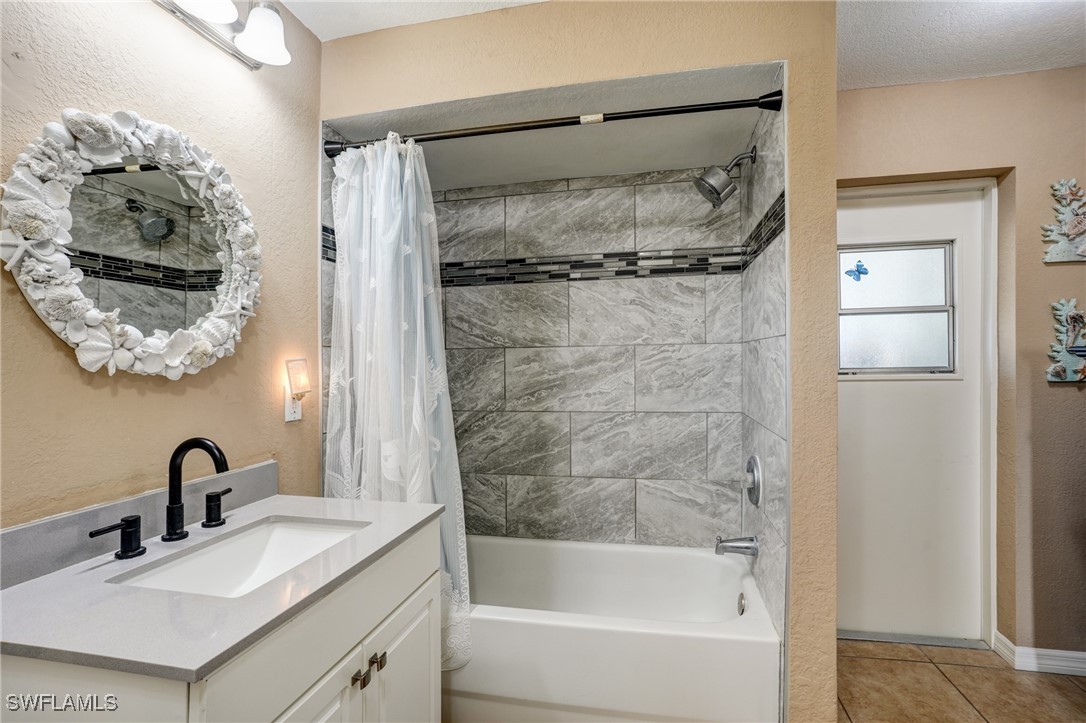 2142 NE 27th TER