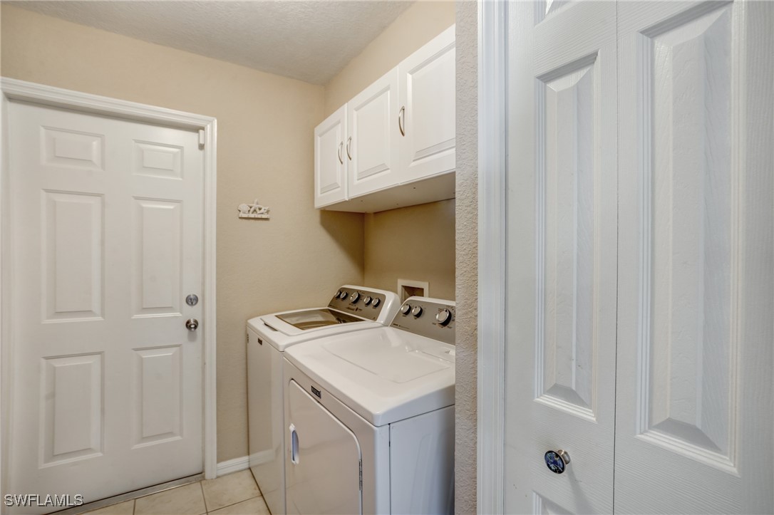 2142 NE 27th TER