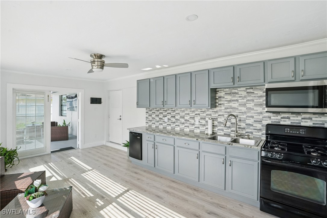 112 Contee DR