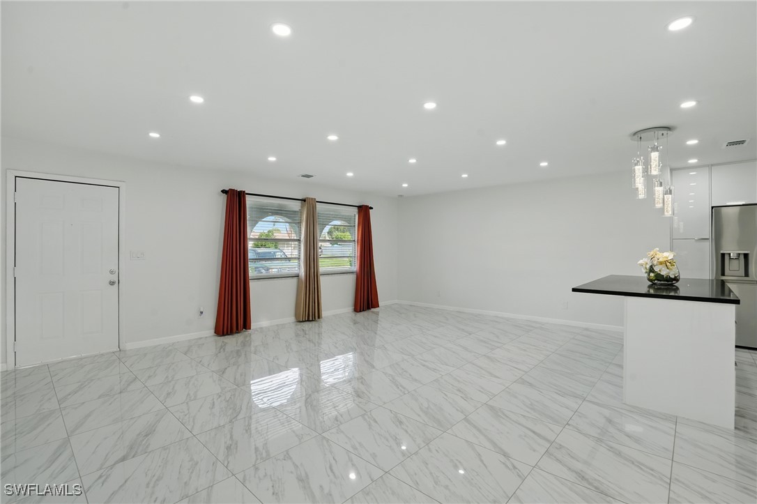 112 Contee DR