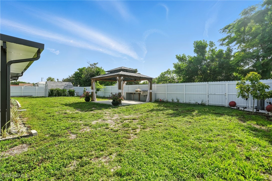 112 Contee DR