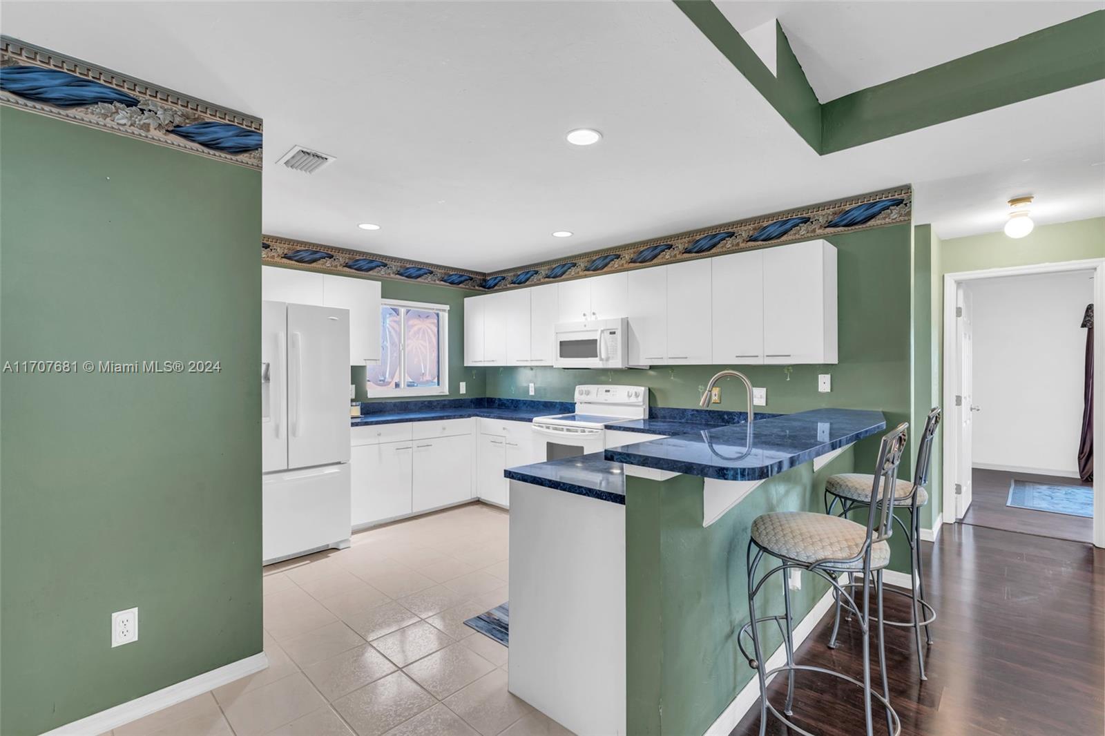 1921 NW 26TH AVE