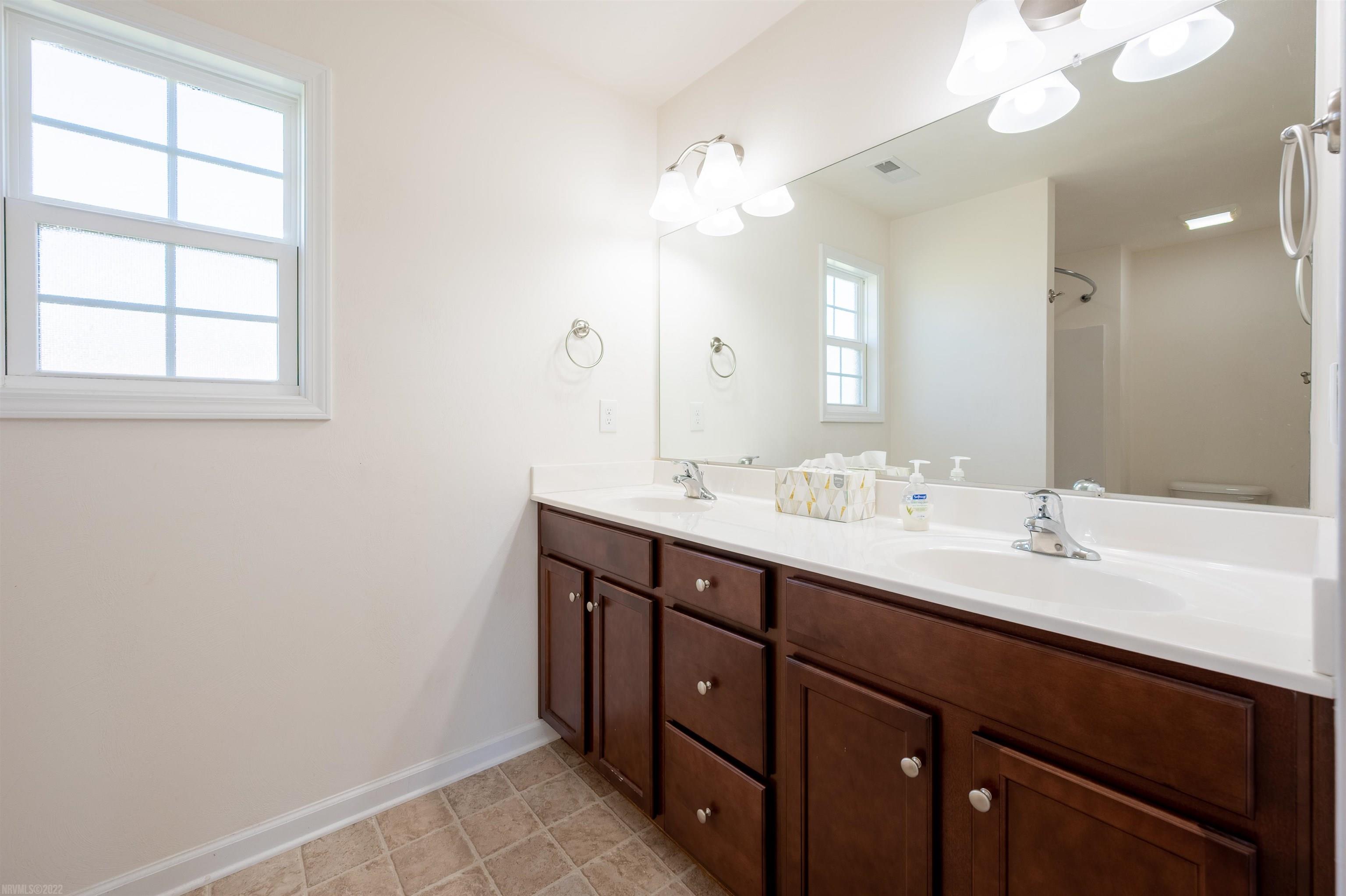 156 PRAIRIE VIEW Lane