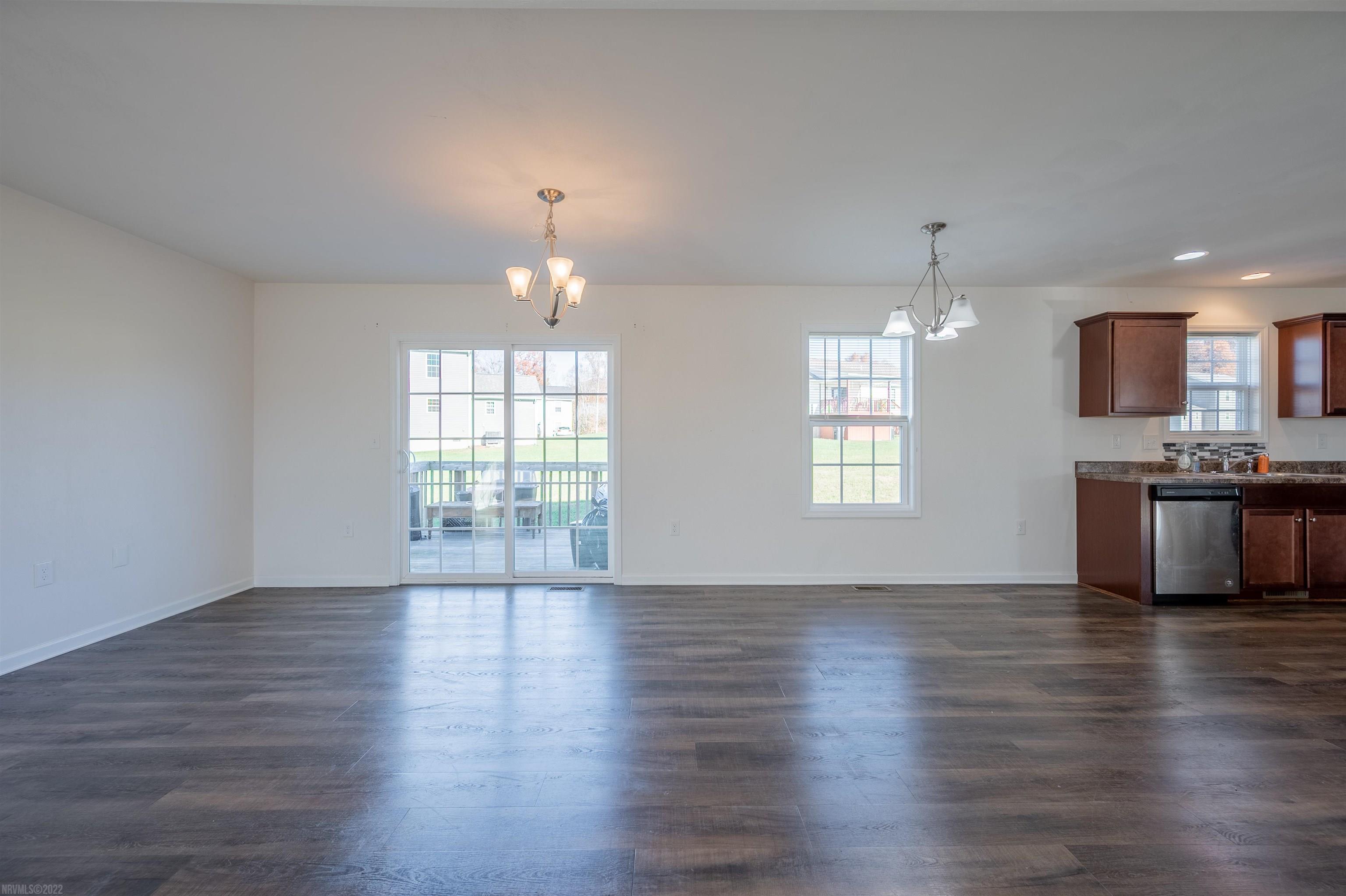 156 PRAIRIE VIEW Lane