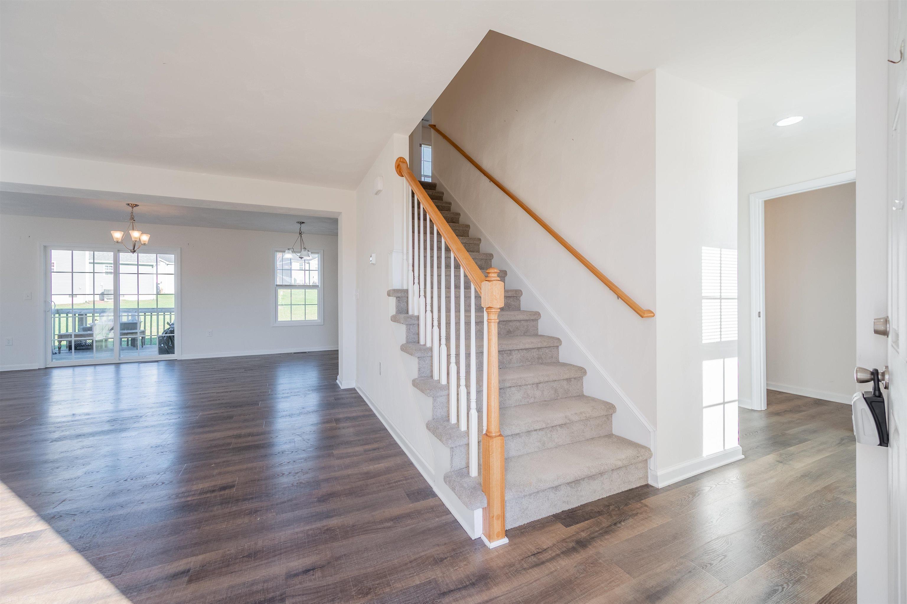 156 PRAIRIE VIEW Lane