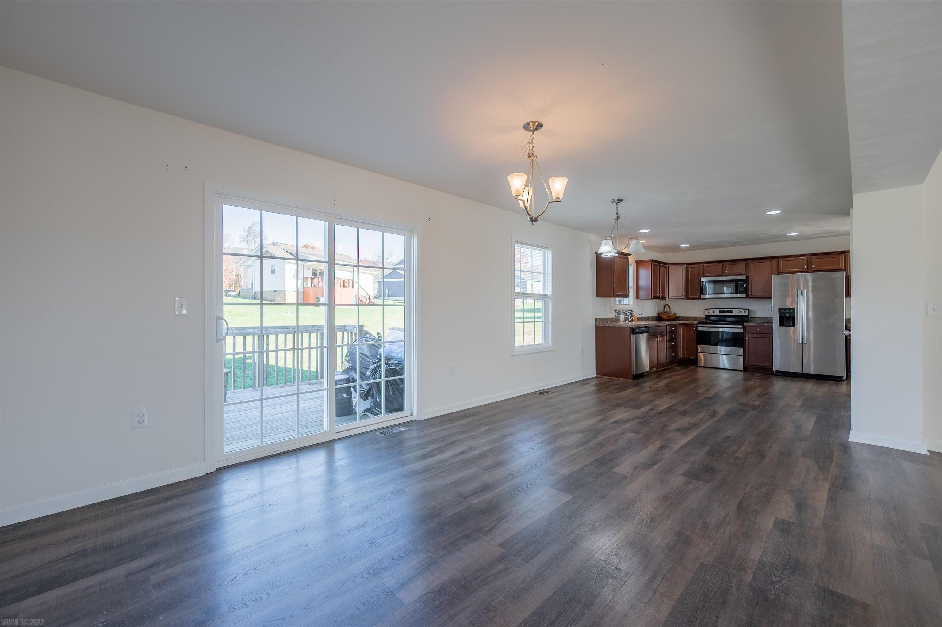 156 PRAIRIE VIEW Lane