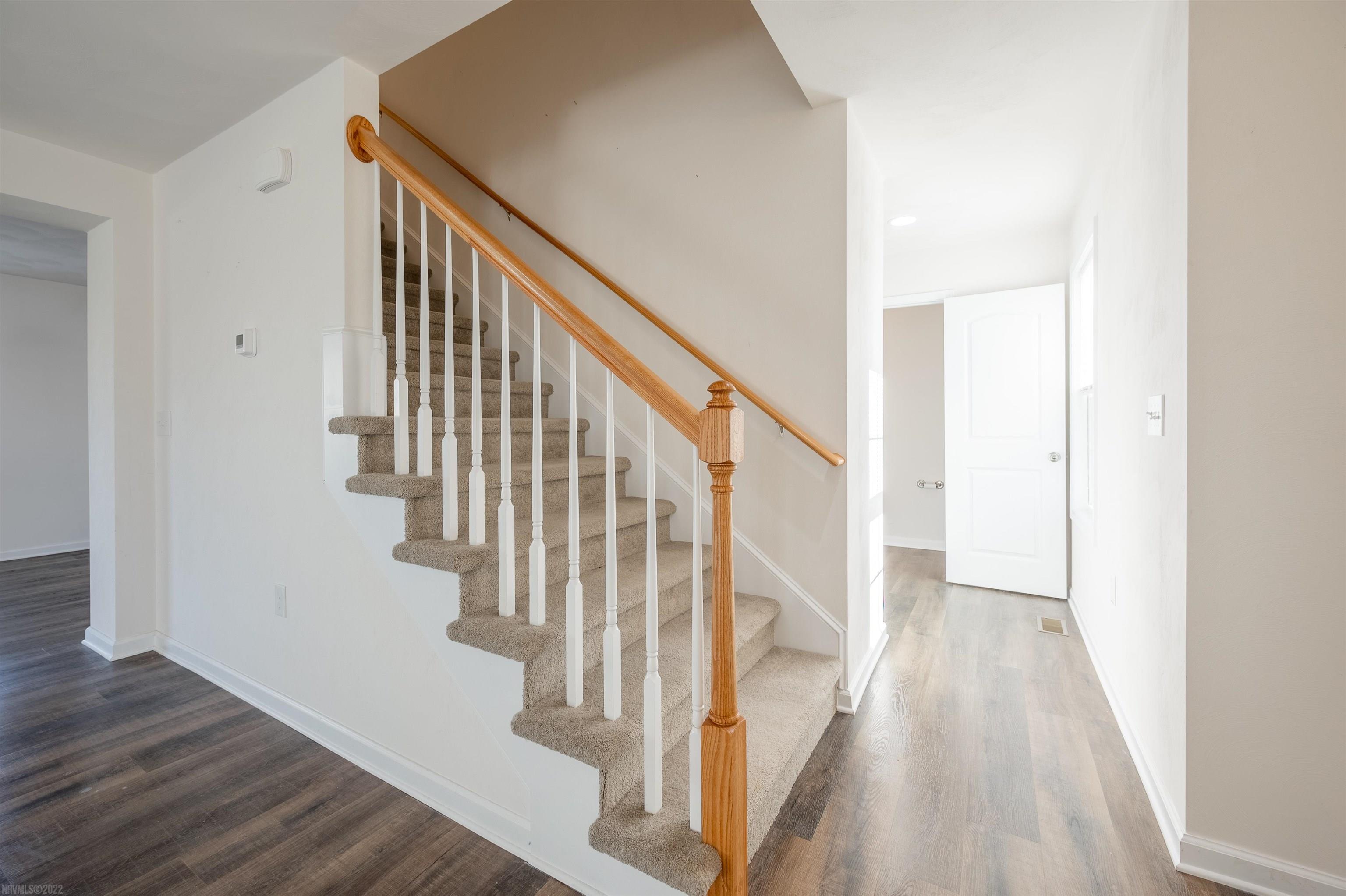 156 PRAIRIE VIEW Lane