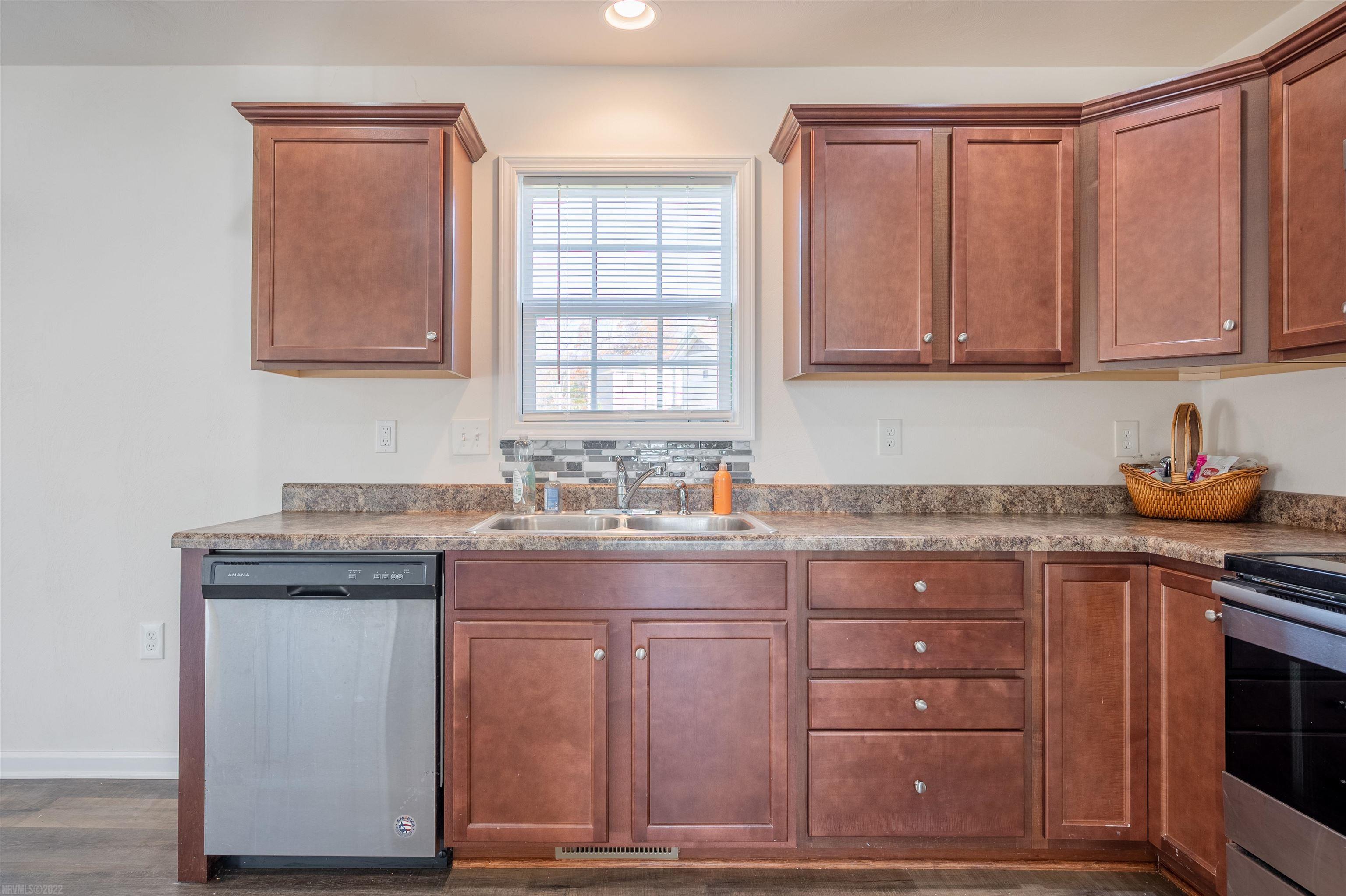 156 PRAIRIE VIEW Lane