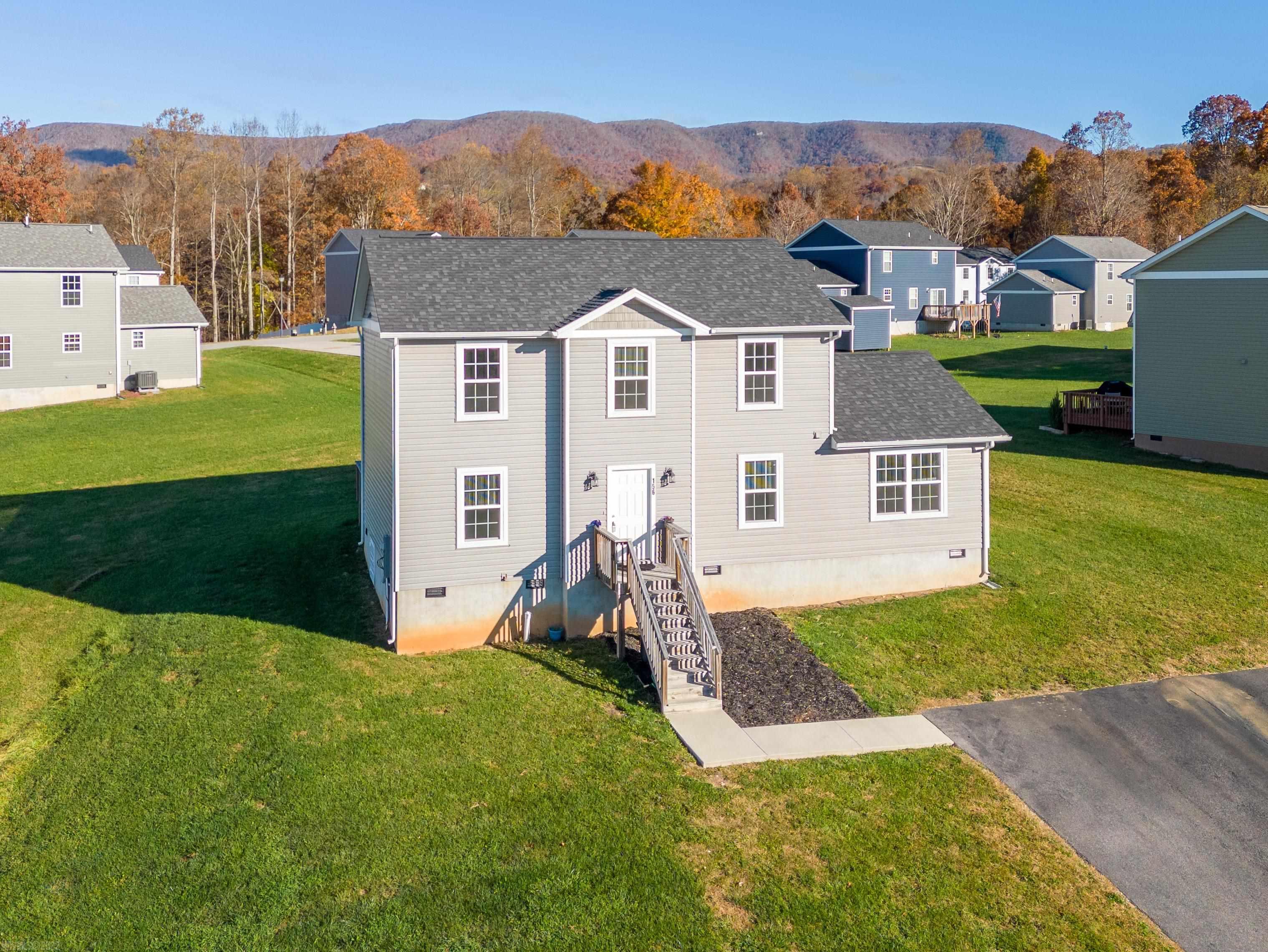 156 PRAIRIE VIEW Lane