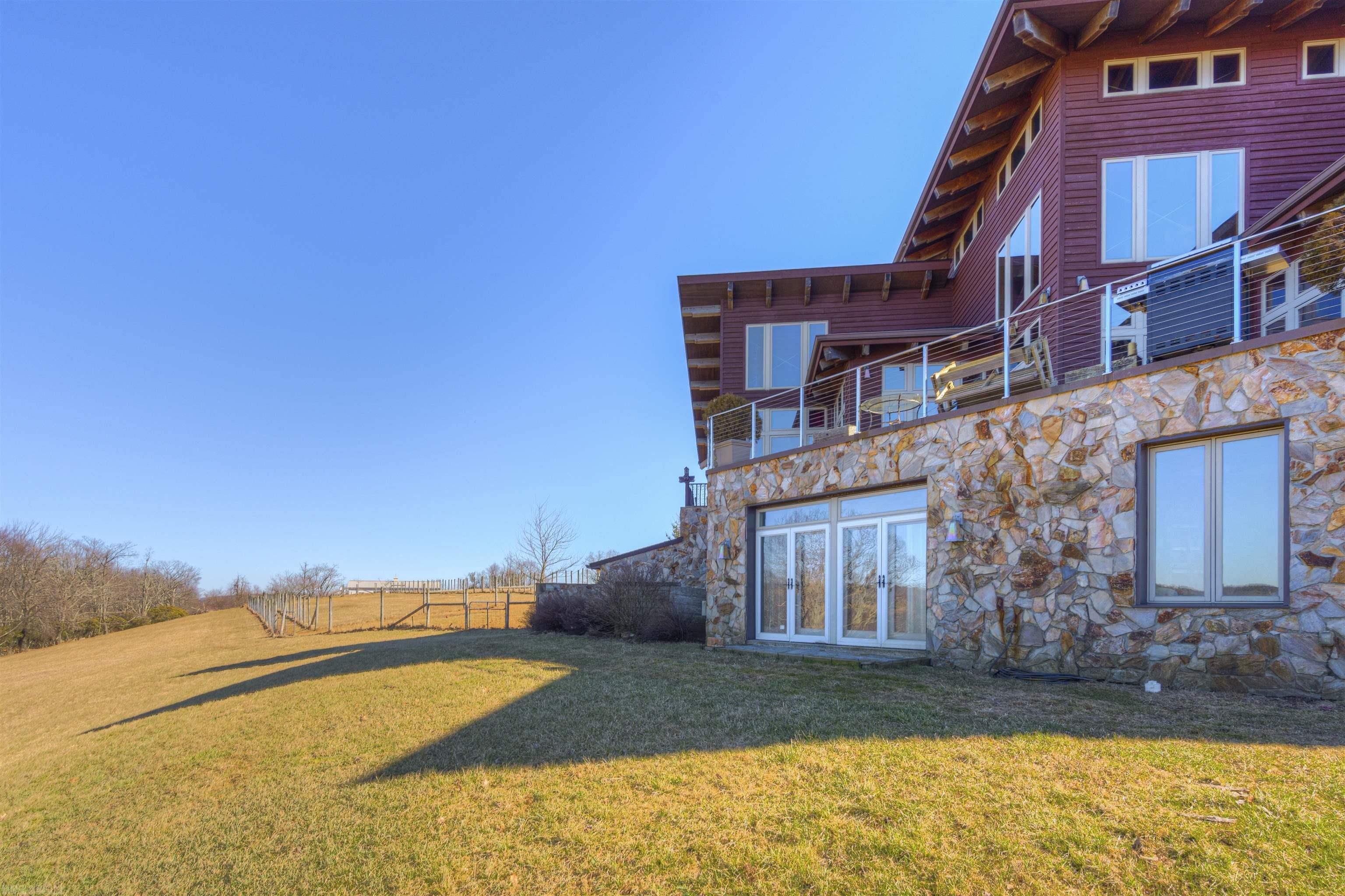 2255 Willis Road