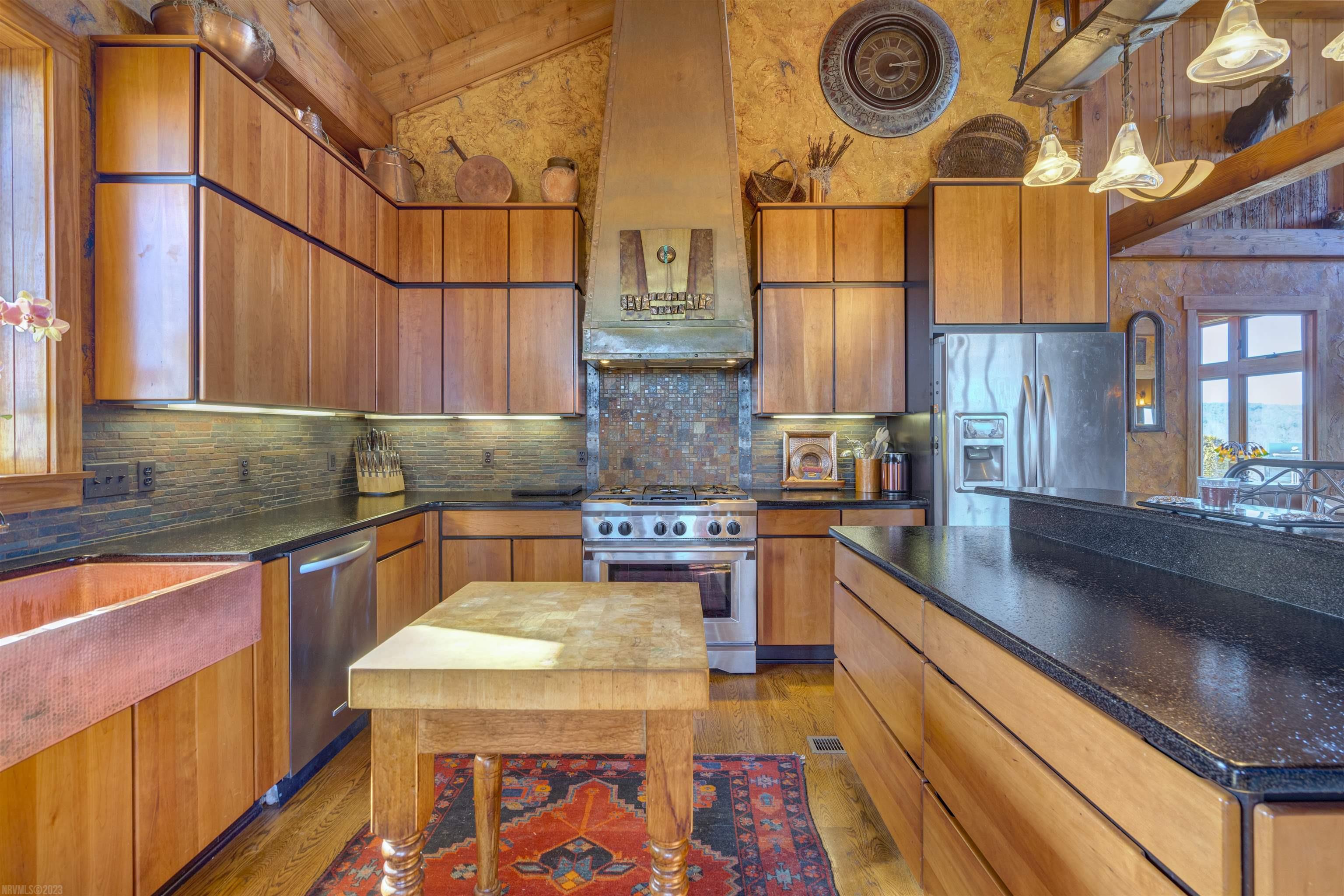 2255 Willis Road