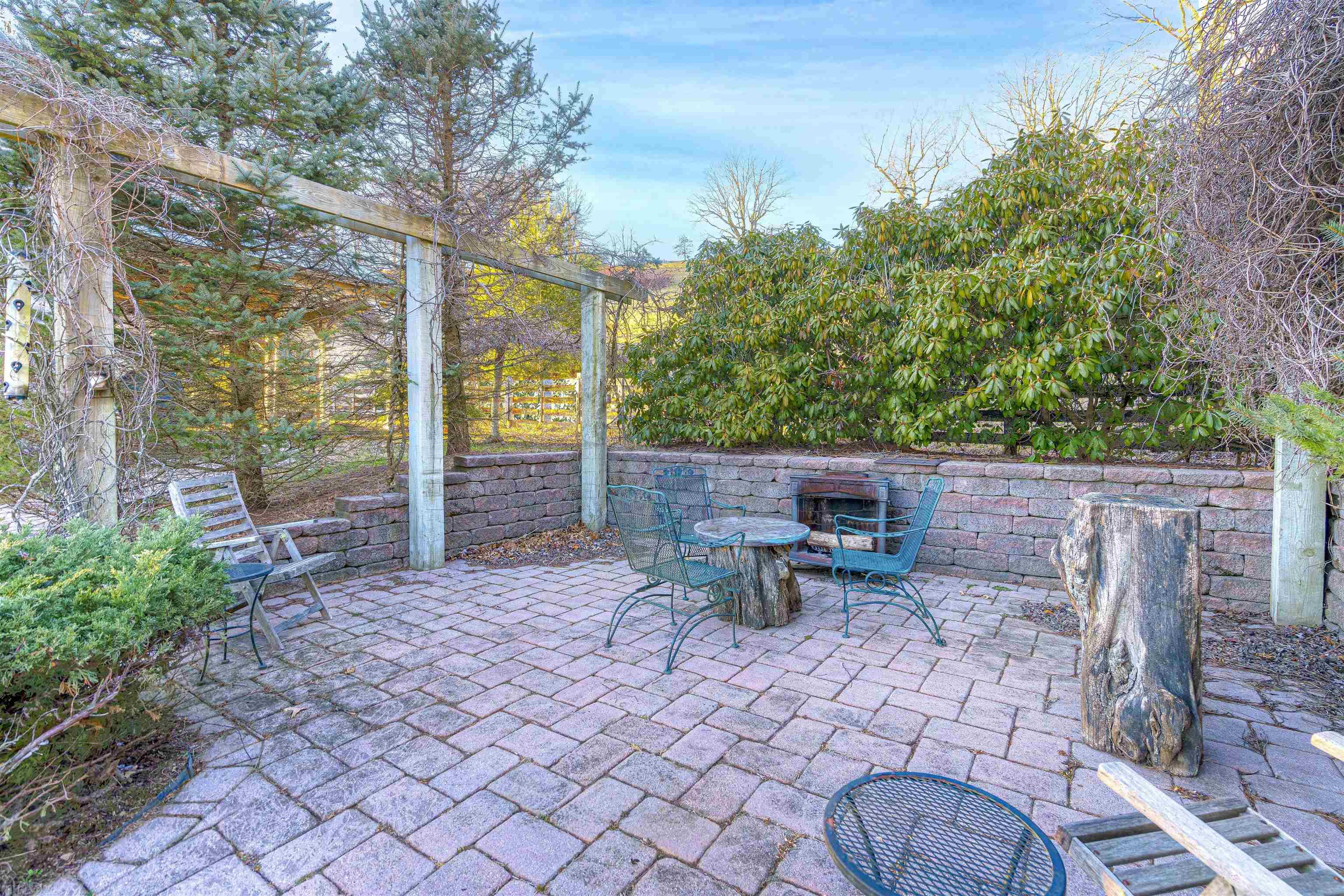 2255 Willis Road