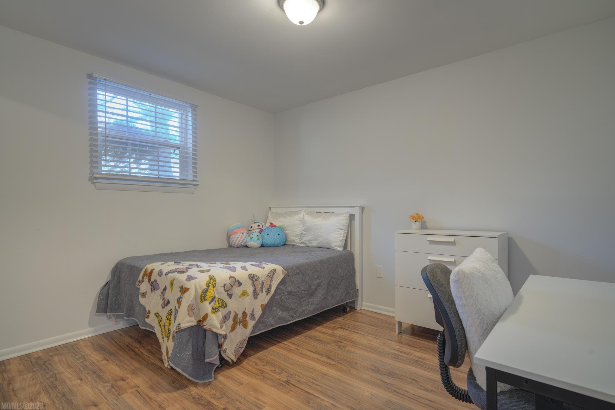 380 NEW KENT Road 211