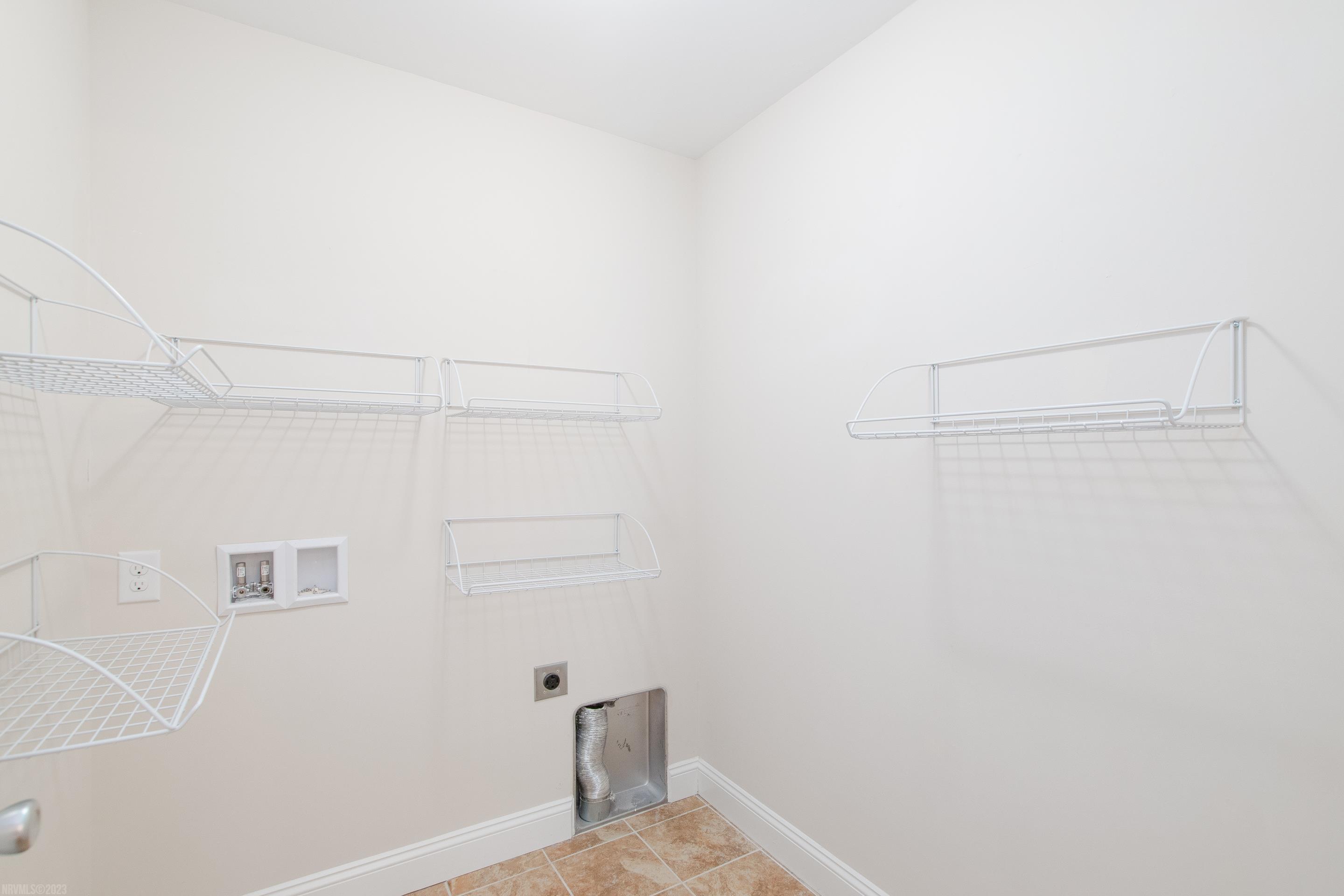 369 MOUNT ELBERT Road NW