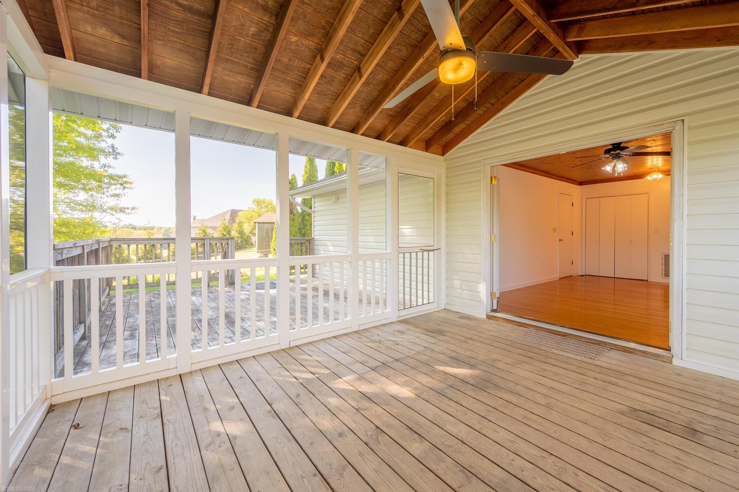 255 WINDMILL RIDGE Road E