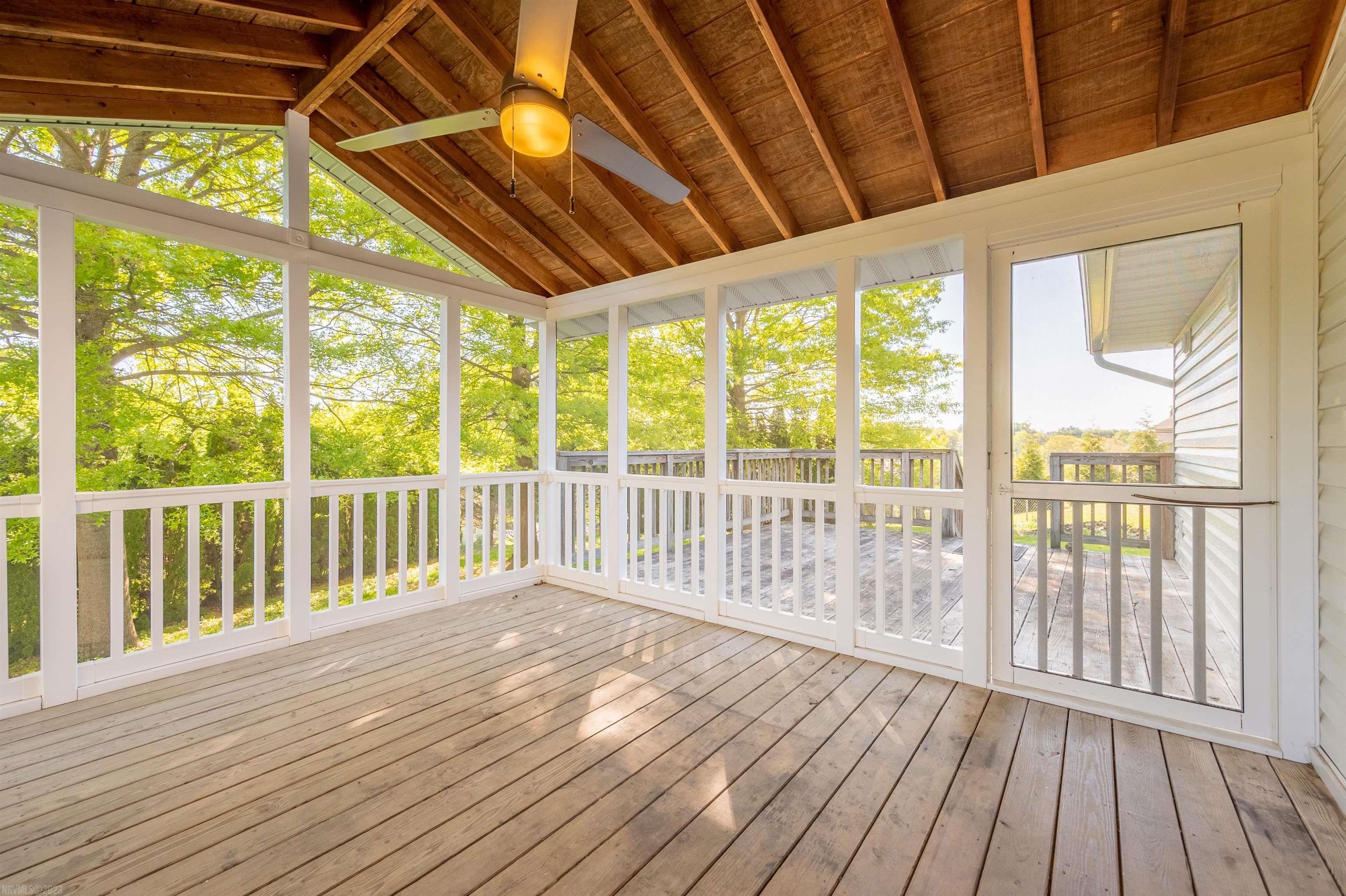 255 WINDMILL RIDGE Road E