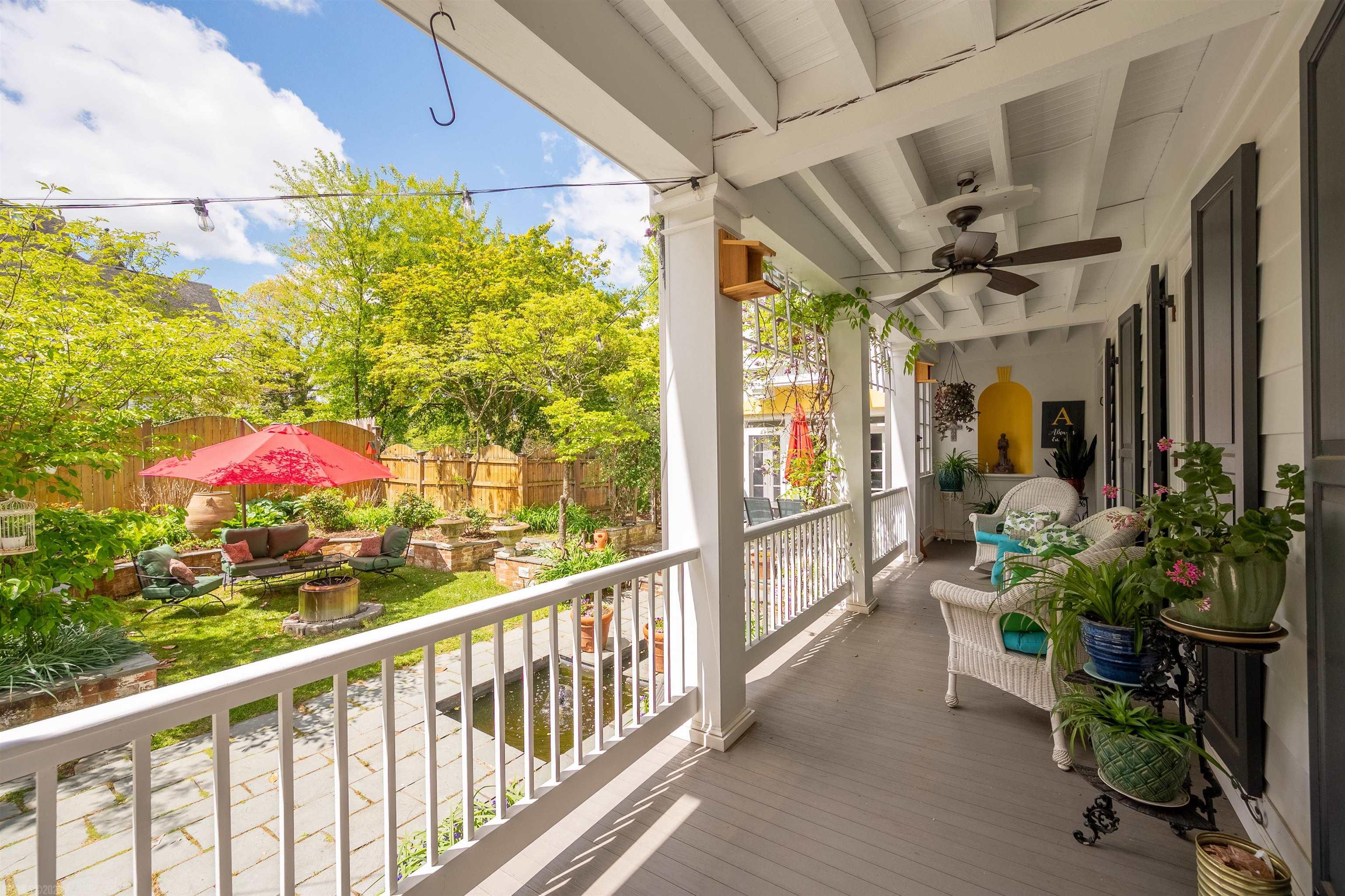 401 E MAIN Street