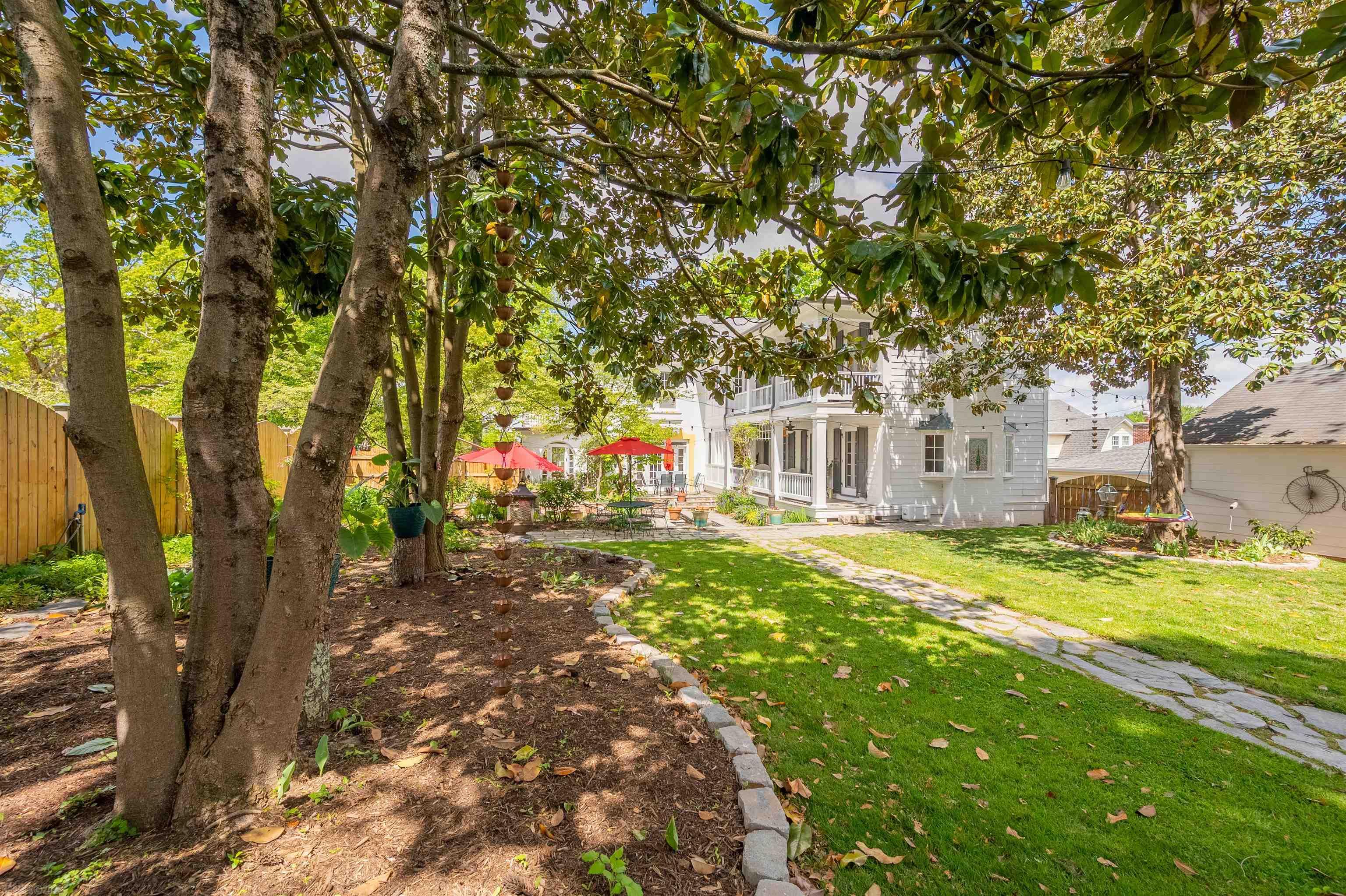 401 E MAIN Street