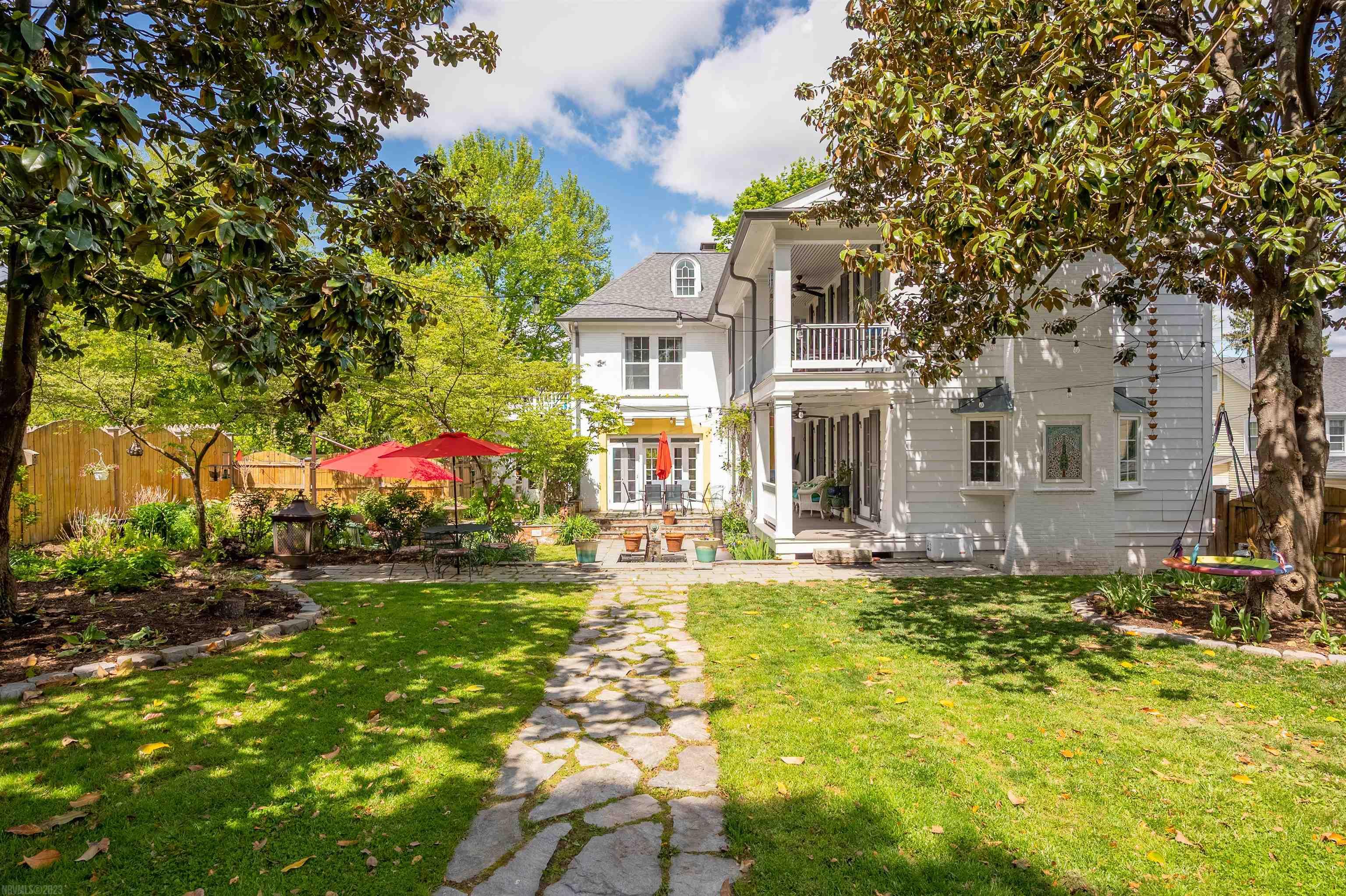 401 E MAIN Street